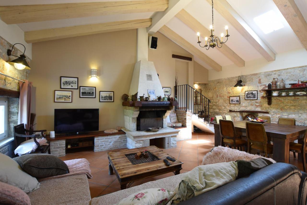 Saison Openning Prices Luxury Villa Nini With Fireplace, Private Pool, Bikes, Barbecue And Much More بوريتش المظهر الخارجي الصورة