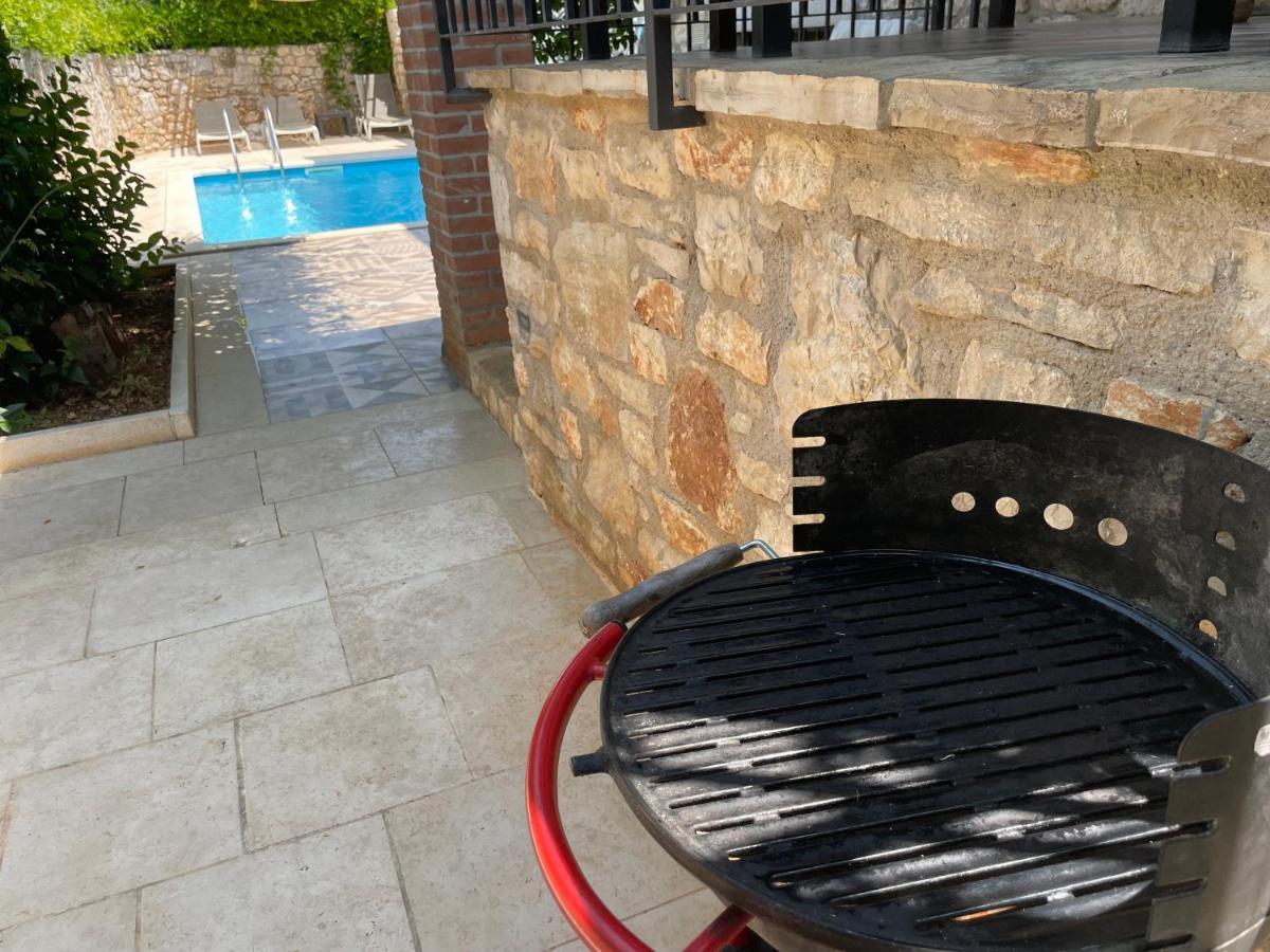Saison Openning Prices Luxury Villa Nini With Fireplace, Private Pool, Bikes, Barbecue And Much More بوريتش المظهر الخارجي الصورة